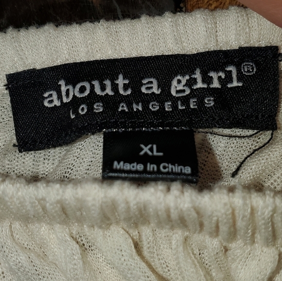 Off White Crop Top Juniors XL - Picture 2 of 5